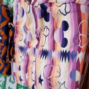 Lot of 2 Lularoe TC leggings gently used